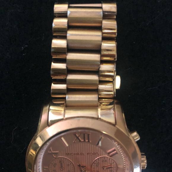 MICHAEL KORS WATCH - Picture 2 of 3